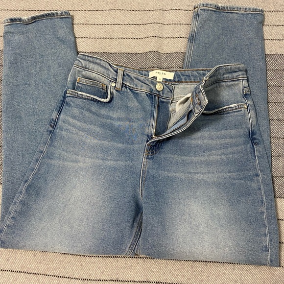 Reiss Bay Relaxed Straight-Fit Jeans - Picture 5 of 16